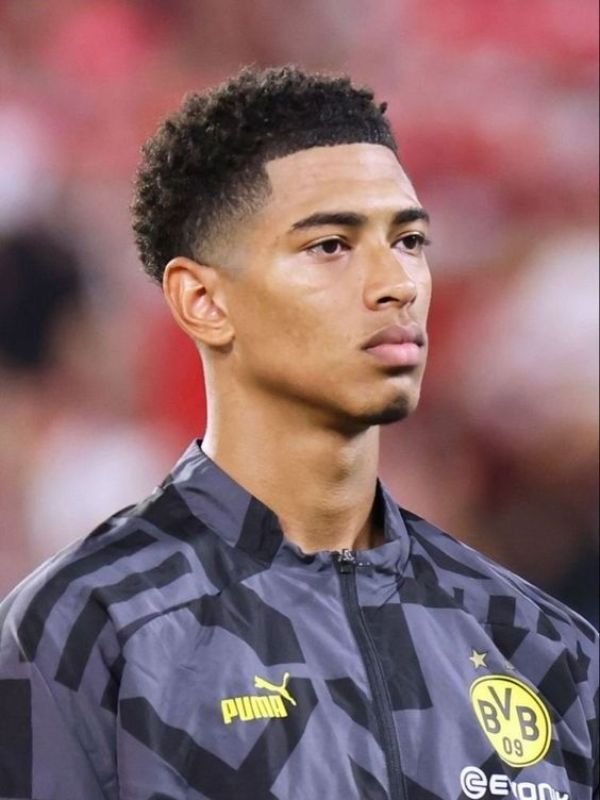 Jude Bellingham – Short Afro Taper Fade with Line Up