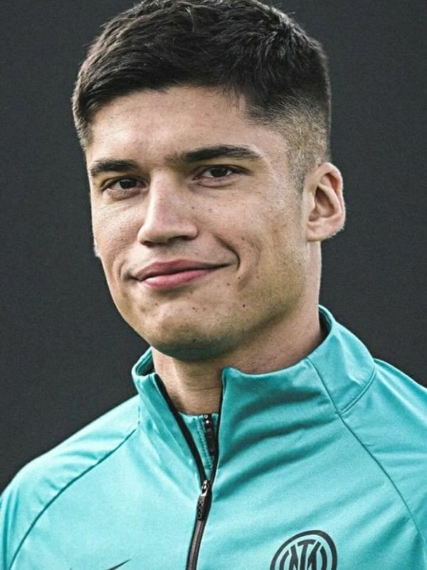 Soccer Player Haircuts for Short Hair