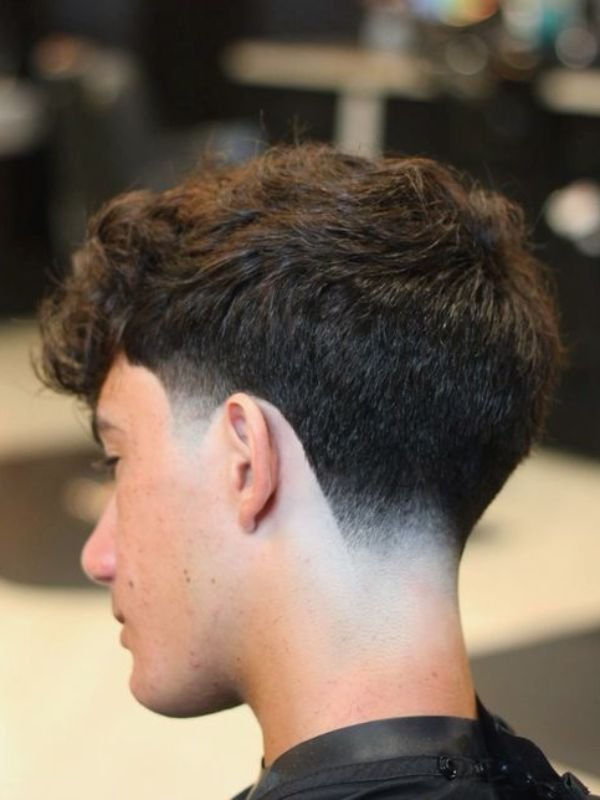 Textured Fringe with Taper Fade (Mid Taper Variation)