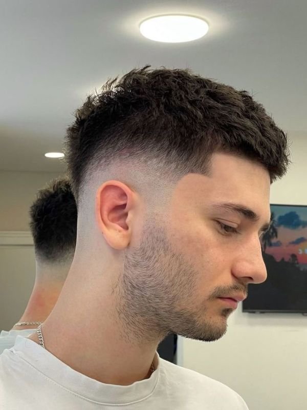 Ultra-Short Textured Crop with Low Taper