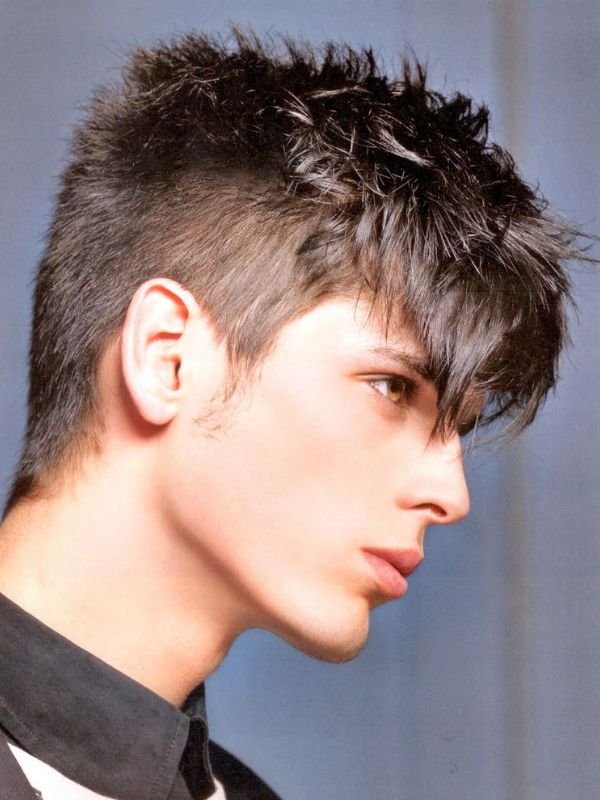 Modern Minimalist Crop Mullet
