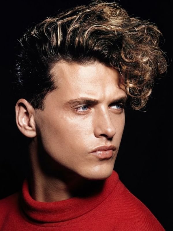 Glossy Curls